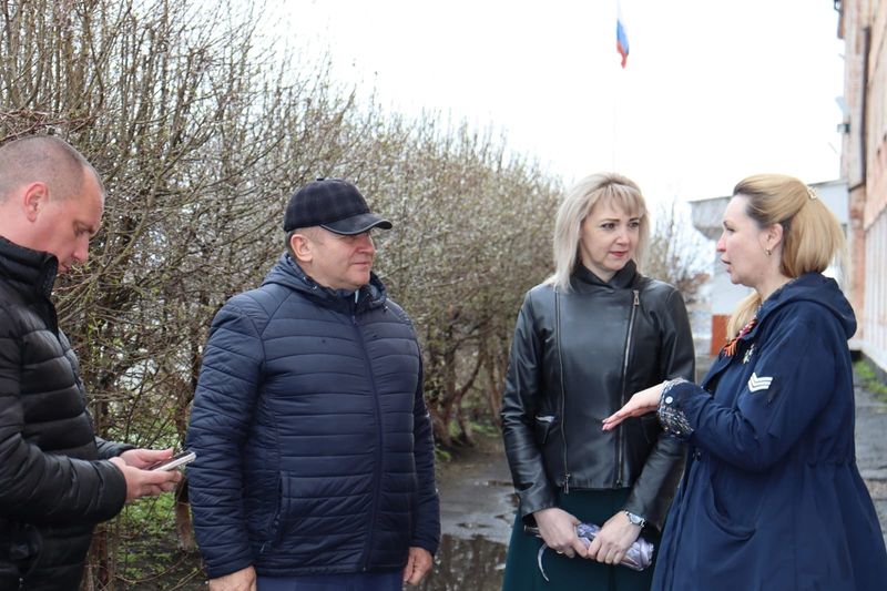Сегодня с рабочей поездкой Исилькульский район посетила депутат Государственной Думы Федерального Собрания РФ, заместитель председателя комитета по региональной политике и местному самоуправлению Государственной Думы О.Н. Фадина.