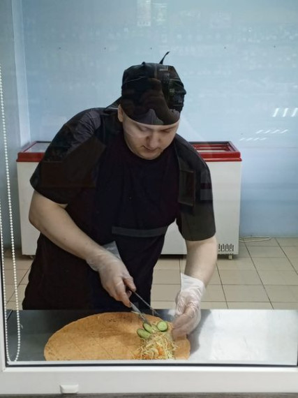 Специалисты Исилькульского комплексного центра помогли в получении соцконракта молодому перспективному повару. Специалисты Исилькульского комплексного центра помогли в получении соцконракта молодому перспективному повару.